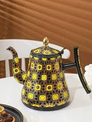 Handcrafted Sunburst™ Decorative Kettle – Traditional Floral Design with Golden Accents