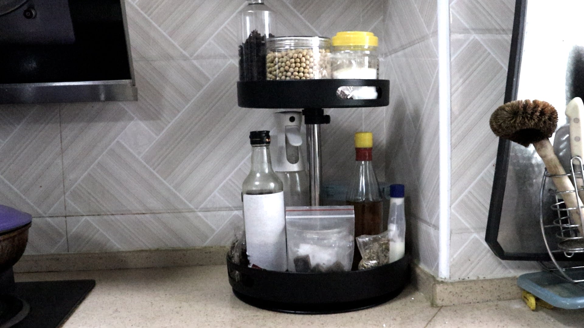 Double Layer 360° Rotating Kitchen Organizer – Spice & Bottle Rack with Brush Holder